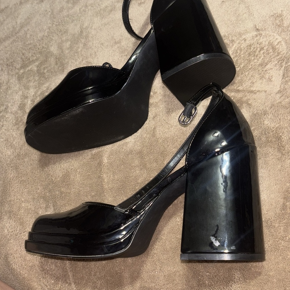 NWOT Steve Madden platform heels - Picture 4 of 7